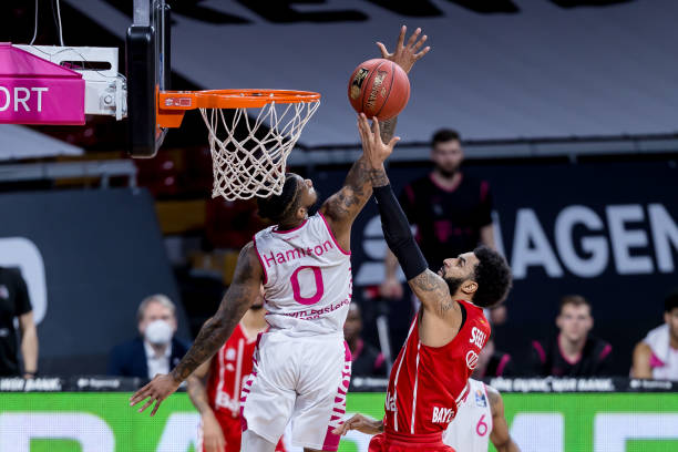 中表达了自 中表达了自