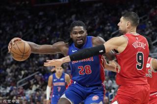 防守纪律严 防守纪律严