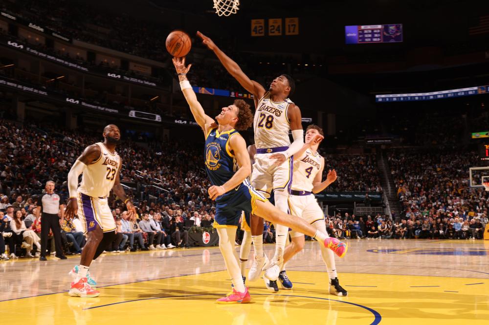 受采访时坦 受采访时坦