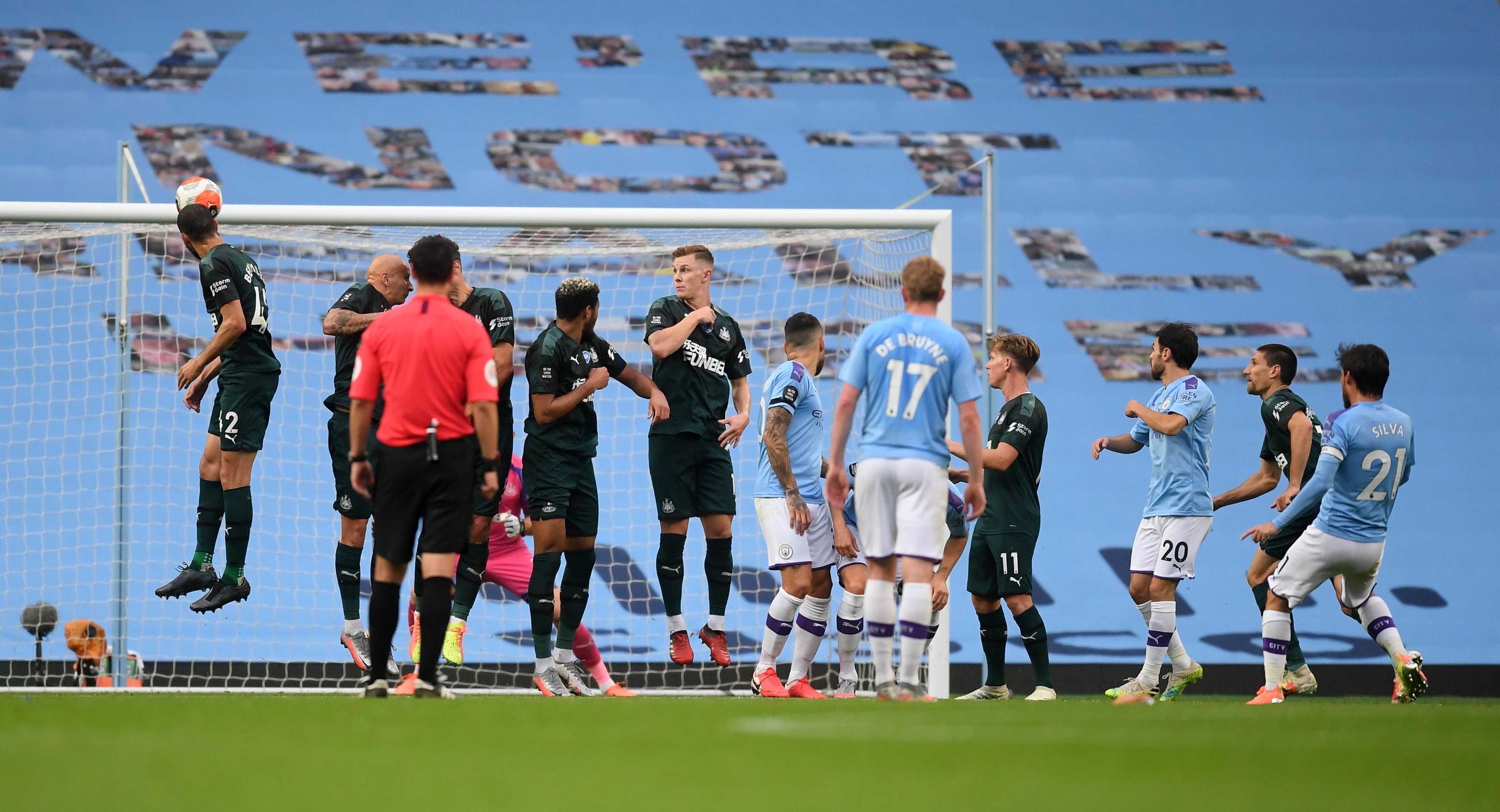 每场比赛都 每场比赛都