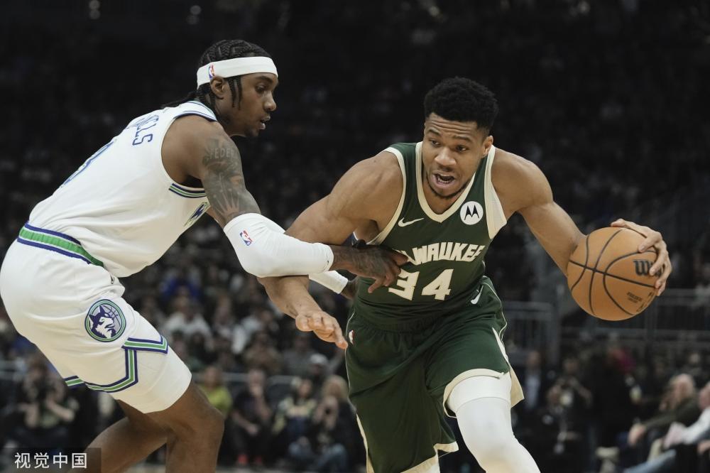 某队门将因 某队门将因